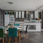 Σπίτι διακοπών Arbanessa With Heated Pool