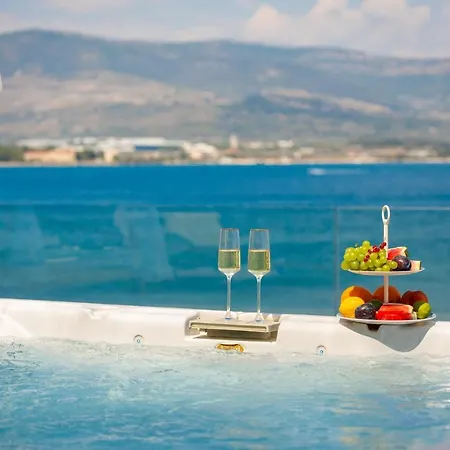 بيت للعطل Arbanessa With Heated Pool