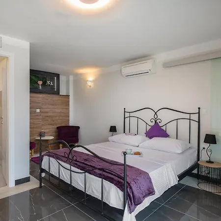 بيت للعطل Arbanessa With Heated Pool