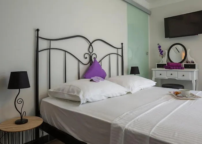 Arbanessa With Heated Pool * Trogir