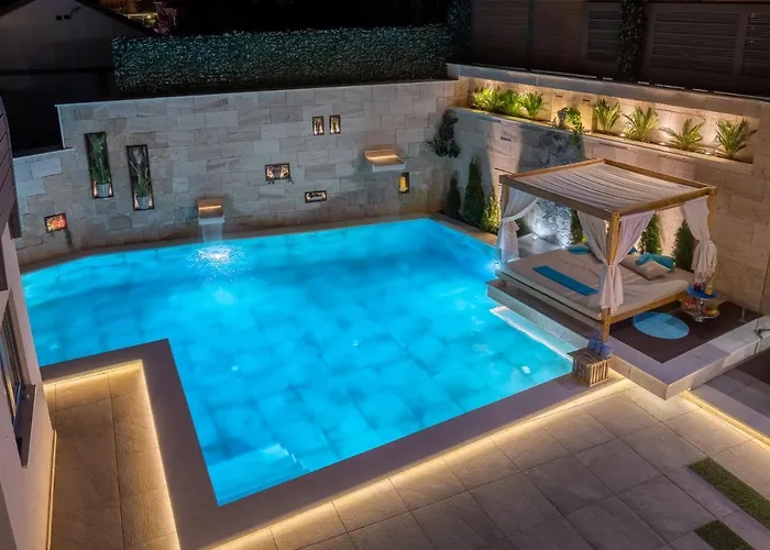 Arbanessa With Heated Pool Trogir