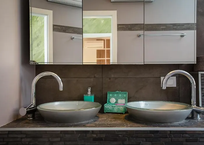 Arbanessa With Heated Pool Σπίτι διακοπών