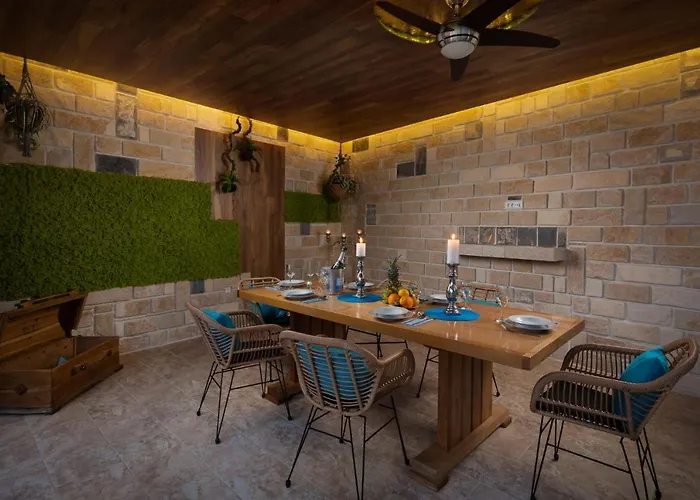 Arbanessa With Heated Pool *