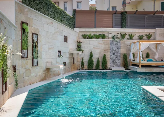 Будинок відпочинку Arbanessa With Heated Pool Трогір