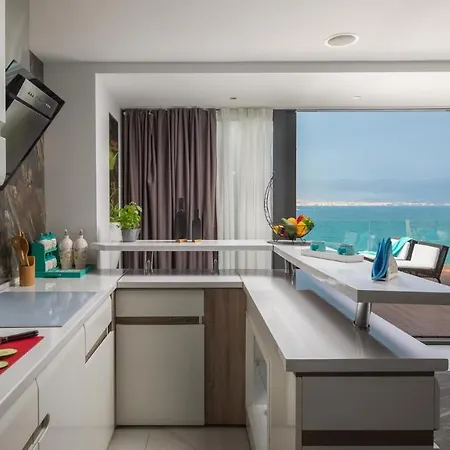 Arbanessa With Heated Pool