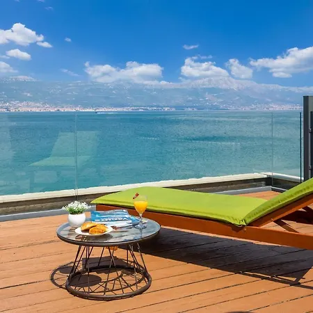 Arbanessa With Heated Pool * Trogir